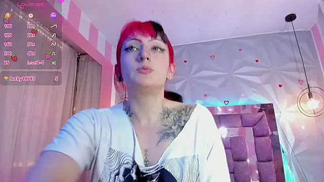 Snapshot of Candy_morgan412 chatting on December 2025 03:10:01 PM Candy morgan412 online show from December 2025 03:10:01 PM