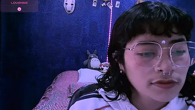 NinaYellow online show from January 2026 03:36:01 PM