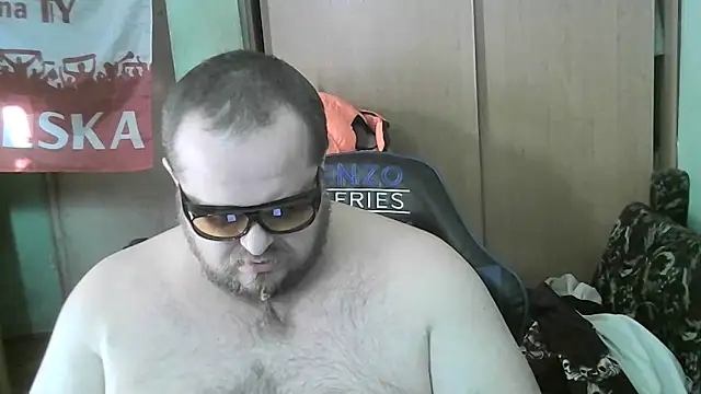 Snapshot of perversalus chatting on March 2025 02:42:02 PM perversalus online show from March 2025 02:42:02 PM