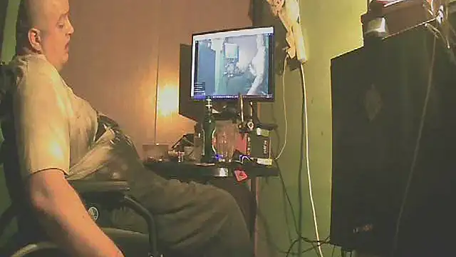 Snapshot of perversalus chatting on October 2025 07:29:01 AM perversalus online show from October 2025 07:29:01 AM