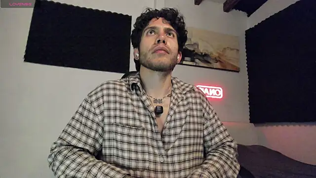 LucianSinclair online show from April 2026 12:48:01 AM