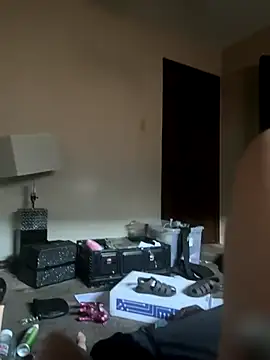 Snapshot of Everlyrose27 chatting on October 2025 10:29:02 PM Everlyrose27 online show from October 2025 10:29:02 PM