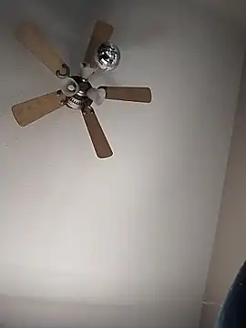 Snapshot of Everlyrose27 chatting on January 2026 05:40:01 PM Everlyrose27 online show from January 2026 05:40:01 PM