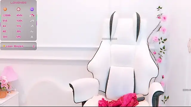 PimChanOK online show from May 2026 12:22:02 PM