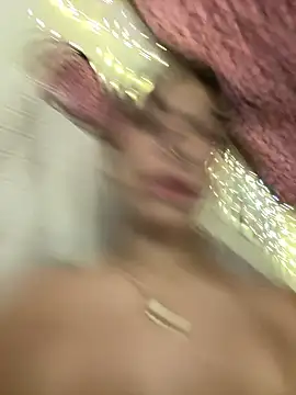 Snapshot of Enyeld_ruru chatting on February 2025 05:13:02 PM Enyeld ruru online show from February 2025 05:13:02 PM