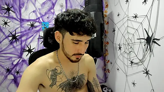 Snapshot of DmitriSanders chatting on January 2026 04:59:01 AM DmitriSanders online show from January 2026 04:59:01 AM