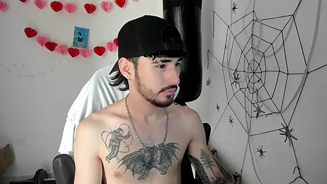 Snapshot of DmitriSanders chatting on February 2026 03:38:02 PM DmitriSanders online show from February 2026 03:38:02 PM