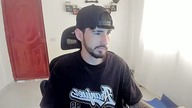 Snapshot of DmitriSanders chatting on March 2026 10:36:05 PM DmitriSanders online show from March 2026 10:36:05 PM