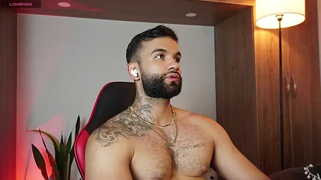 MarkHazze online show from November 2025 10:31:02 PM