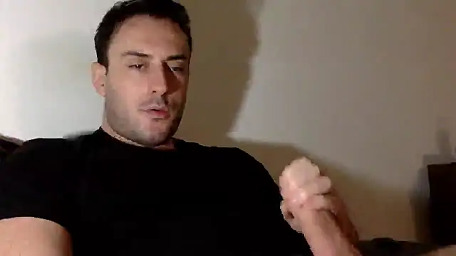 Snapshot of mainnrd chatting on February 2025 08:33:02 PM mainnrd online show from February 2025 08:33:02 PM