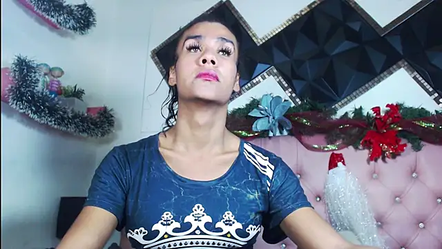 Snapshot of andrea_safeira_doll chatting on December 2025 10:16:01 PM andrea safeira doll online show from December 2025 10:16:01 PM