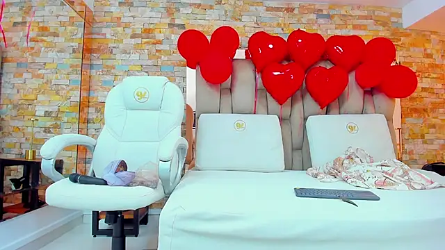 karla dunn online show from February 2025 08:01:01 PM