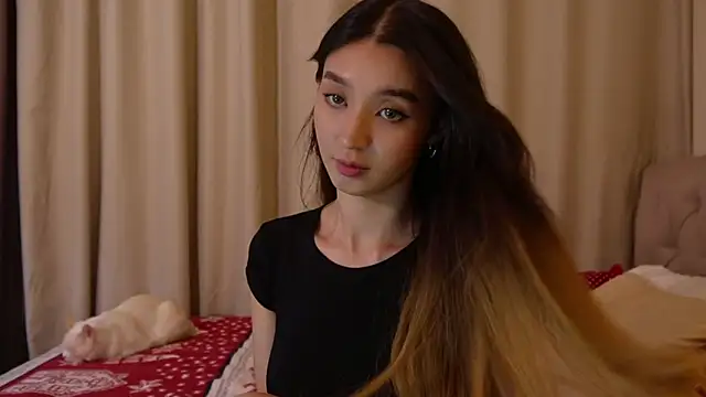 Snapshot of Sarasuo1 chatting on December 2024 11:24:01 AM Sarasuo1 online show from December 2024 11:24:01 AM