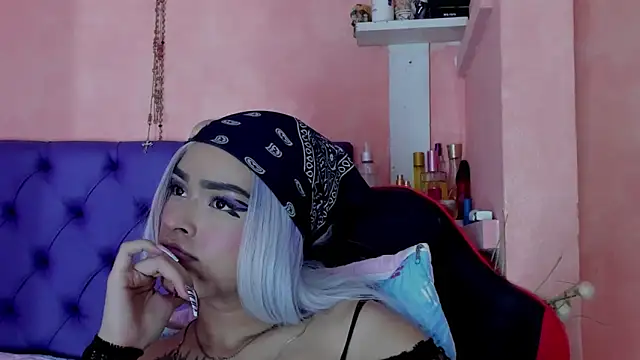 Cloeandtyfanny online show from January 2025 06:05:01 AM