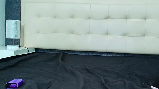 Cloeandtyfanny online show from January 2026 07:48:01 PM