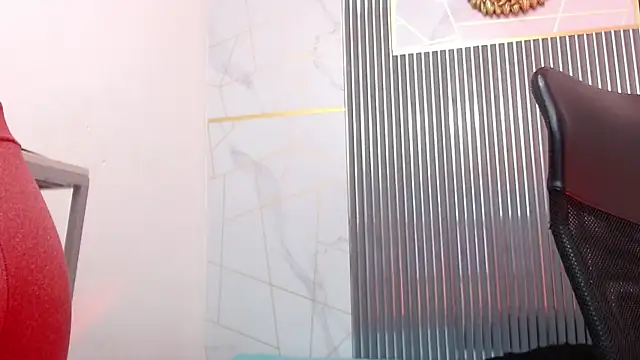 Cloeandtyfanny online show from April 2026 01:37:01 PM