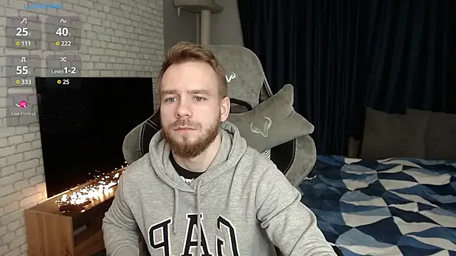 LeoPaulini online show from December 2024 10:28:01 AM