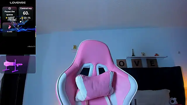 Issac james  online show from October 2025 04:31:02 AM