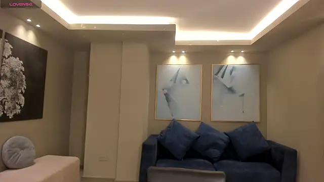 PaulinaSantos  online show from February 2026 07:42:02 PM