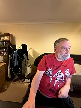 LondonTeffy online show from November 2025 10:23:01 PM