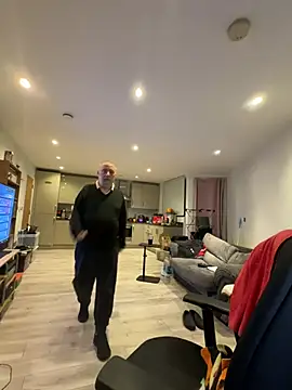 LondonTeffy online show from February 2026 09:57:01 PM