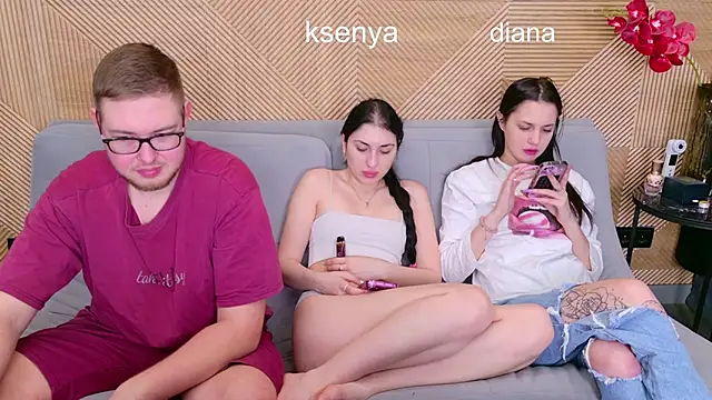 Ksenny online show from April 2026 05:24:02 AM