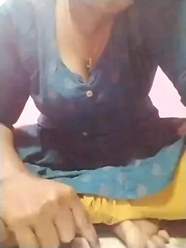 Snapshot of Tamilpriya46 chatting on January 2025 07:41:01 AM Tamilpriya46 online show from January 2025 07:41:01 AM