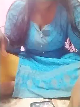 Snapshot of Tamilpriya46 chatting on February 2025 12:37:01 PM Tamilpriya46 online show from February 2025 12:37:01 PM