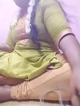 Snapshot of Tamilpriya46 chatting on February 2025 05:39:01 PM Tamilpriya46 online show from February 2025 05:39:01 PM