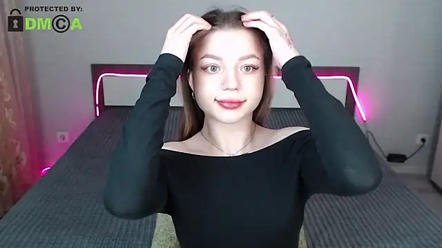 RonnieMilles online show from December 2025 12:01:02 PM