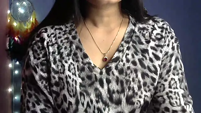 Black cat cutie online show from December 2024 05:38:02 AM