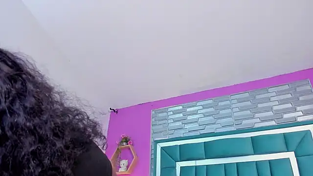 LORENSCOLLINS online show from February 2026 12:33:02 PM