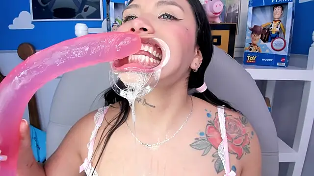 miss keisi online show from January 2025 09:08:02 PM