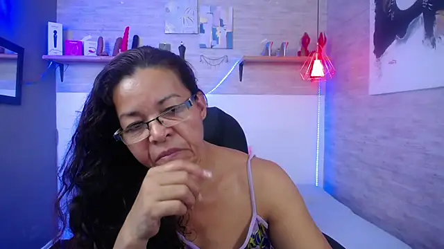 MaturePure online show from October 2025 09:25:02 PM