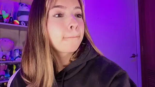 EmilyMiller  online show from February 2026 02:37:02 PM