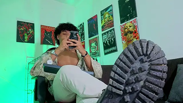 GaelOconner online show from November 2025 03:28:02 AM