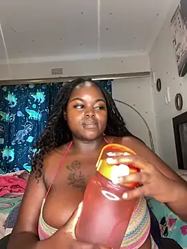 Snapshot of Honeycoco0211 chatting on February 2025 09:54:01 AM Honeycoco0211 online show from February 2025 09:54:01 AM