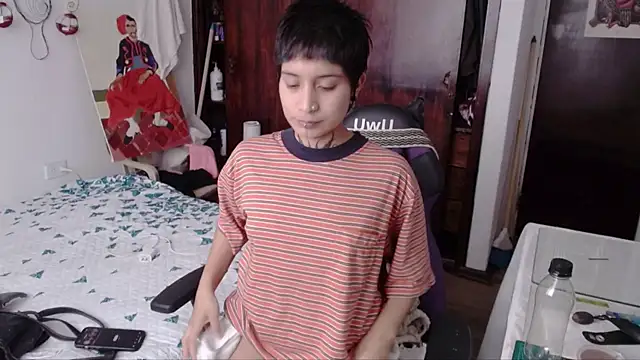 Snapshot of _Apola_77 chatting on December 2025 09:44:01 PM Apola 77 online show from December 2025 09:44:01 PM