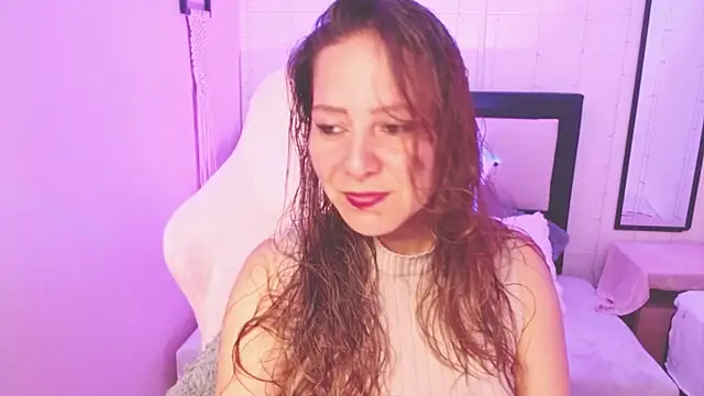camila delarosa online show from May 2026 04:13:02 PM