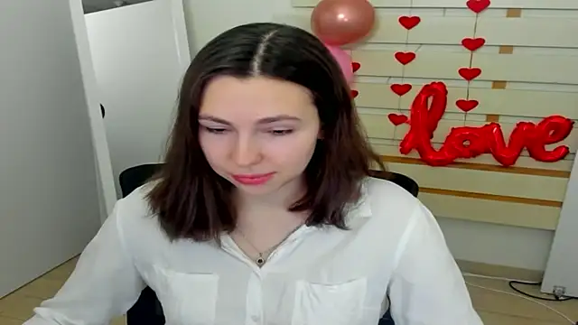 Lexy flower online show from March 2025 01:31:02 PM