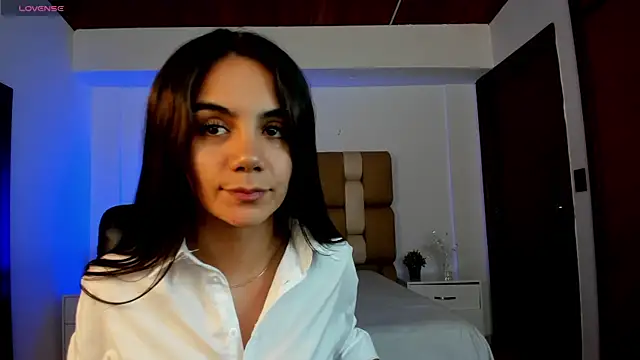 Snapshot of martina_mancini chatting on March 2025 07:31:02 PM martina mancini online show from March 2025 07:31:02 PM