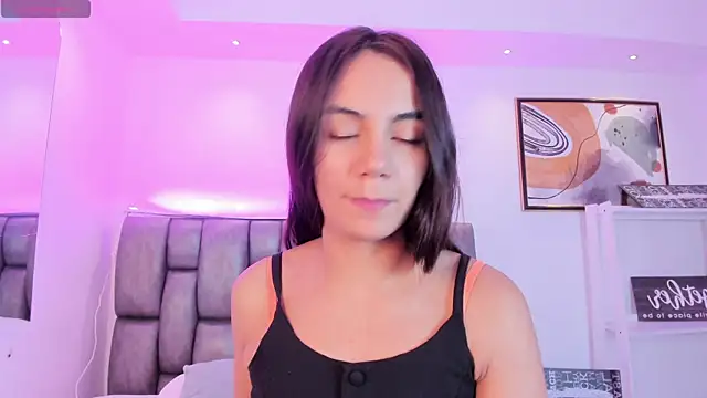 Snapshot of martina_mancini chatting on September 2025 01:15:02 PM martina mancini online show from September 2025 01:15:02 PM