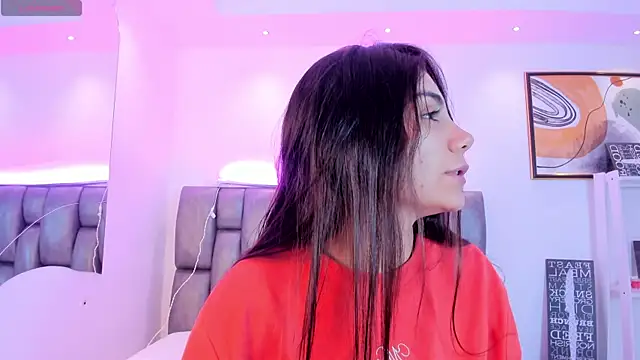 Snapshot of martina_mancini chatting on October 2025 12:28:01 PM martina mancini online show from October 2025 12:28:01 PM