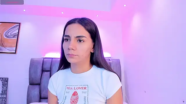 Snapshot of martina_mancini chatting on October 2025 12:34:02 PM martina mancini online show from October 2025 12:34:02 PM