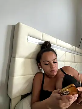 Snapshot of Lalionne58 chatting on September 2025 09:54:01 AM Lalionne58 online show from September 2025 09:54:01 AM