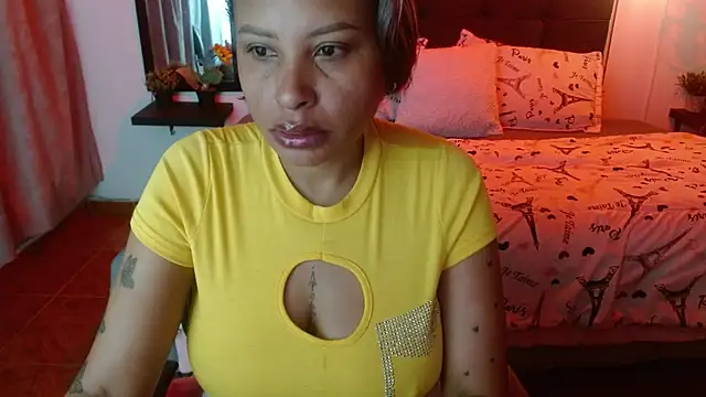 Snapshot of Dominik_girl chatting on June 2026 07:35:02 PM Dominik girl online show from June 2026 07:35:02 PM