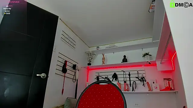 Alejandra Dunn online show from December 2024 01:18:02 PM
