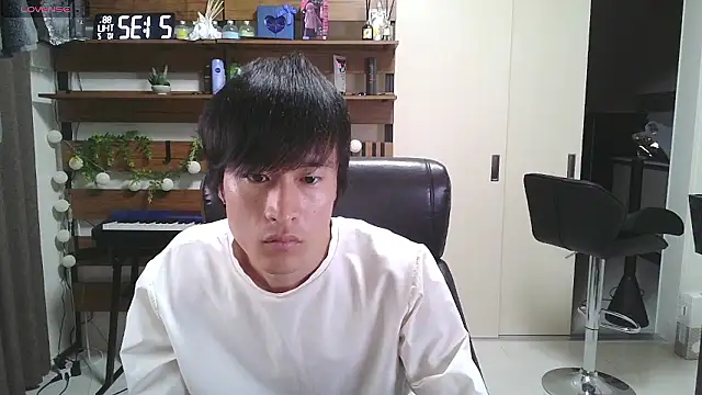 Snapshot of IroManager chatting on October 2025 12:34:02 PM IroManager online show from October 2025 12:34:02 PM