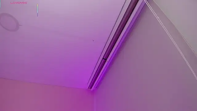 Oriana Guzman online show from March 2026 01:22:02 AM