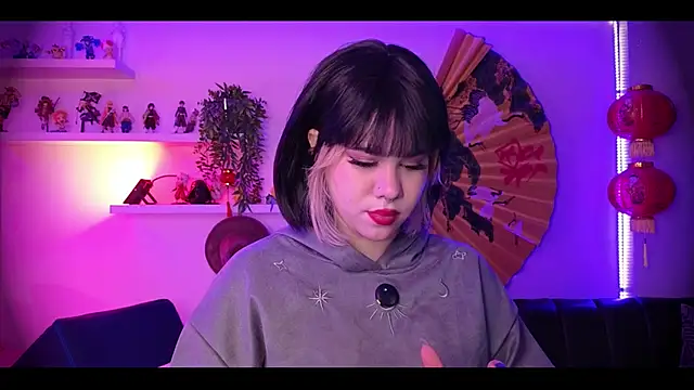 albaismynameX online show from March 2026 12:21:02 PM